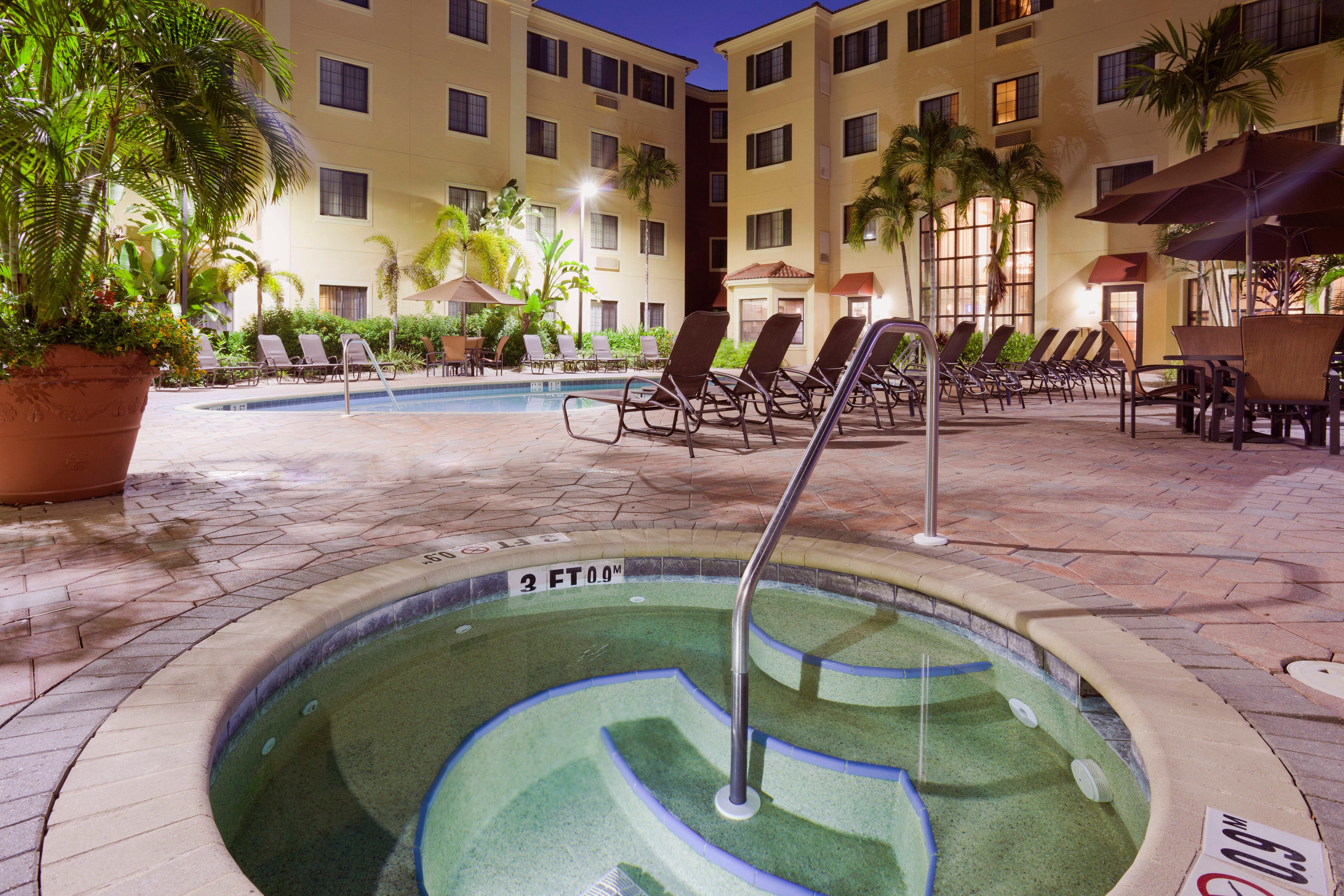 Staybridge Suites Naples - Gulf Coast, An Ihg Hotel Ngoại thất bức ảnh